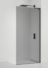 Walk-in fiksna tuš stena SAT Walk-in 110x200cm z dimljenim steklom in črnimi mat profili.