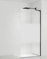 Crna tuš stijena walk-in SAT Walk-in 70 cm od prozirnog sigurnosnog stakla s intimnom trakom.