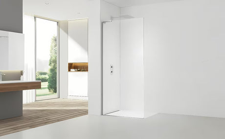 SAT Walk-in tuš stena Walk-In 110 cm u krom izvedbi s prozirnim staklom i bezokvirnom izvedbom.