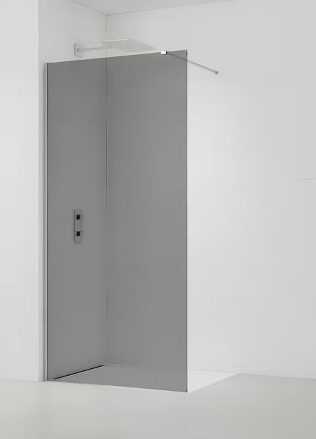 Walk-in tuš stijena SAT Walk-in 110x200 cm sa zatamnjenim neprozirnim staklom i profilima u sjajnom kromu.