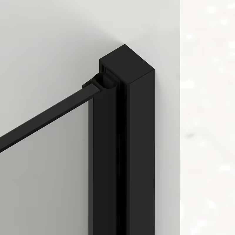 Drsno tuš vrata SAT Xmotion 110 cm v črni barvi s prozornim steklom v brezokvirni izvedbi.