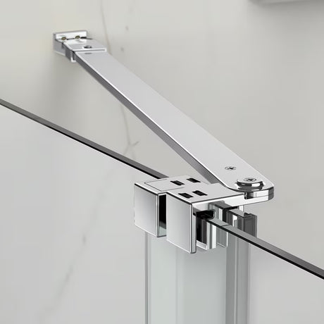 Tuš vrata SAT Xmotion 120 cm za nišo v sijajnem kromu s prozornim steklom in drsnim odpiranjem.