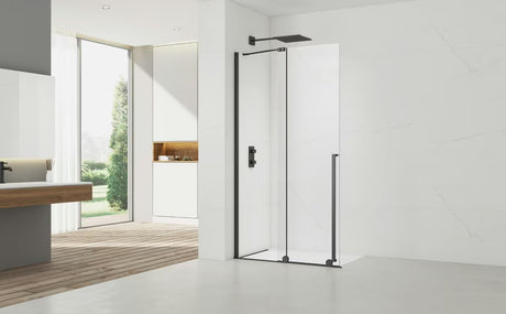 Tuš stena walk-in SAT Xmotion 140 cm s prozornim steklom, drsnim odpiranjem in črnimi profili