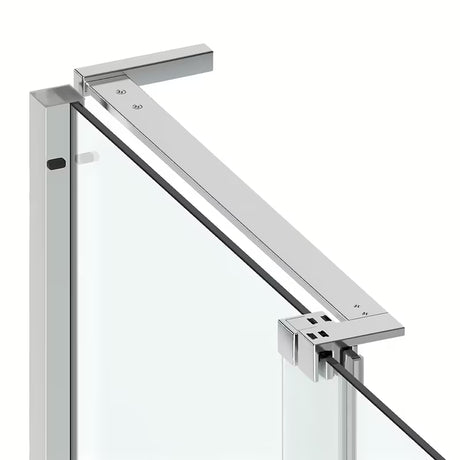 Pravokotna tuš kabina SAT Walk-In Xmotion 90x120 cm v sijaj krom izvedbi s prozornim steklom in drsnimi vrati.