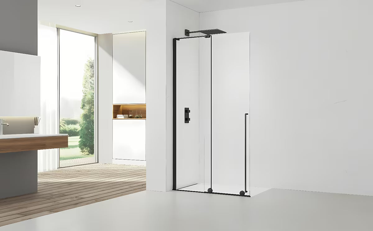 Crna tuš stena Walk-In SAT Walk-In Xmotion 140 cm s prozirnim staklom i kliznim sustavom