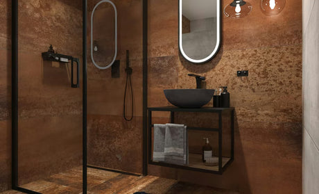 Ovalno kupaonsko ogledalo SAT 40x80 cm u crnom okviru z LED osvetlitvijo i sa senzorskim upravljanjem.