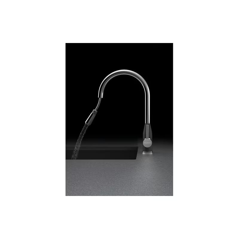 Crna armatura za pomivalno korito Schock Kavus s izvlačnim tušem u izvedbi puro