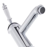 Kromirana armatura za umivalnik SIKO Provence u retro dizajnu s ukrasnim detaljima