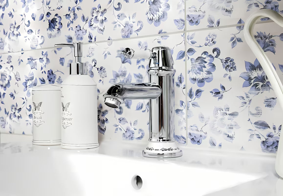 Kromirana armatura za umivalnik SIKO Provence u retro dizajnu s ukrasnim detaljima