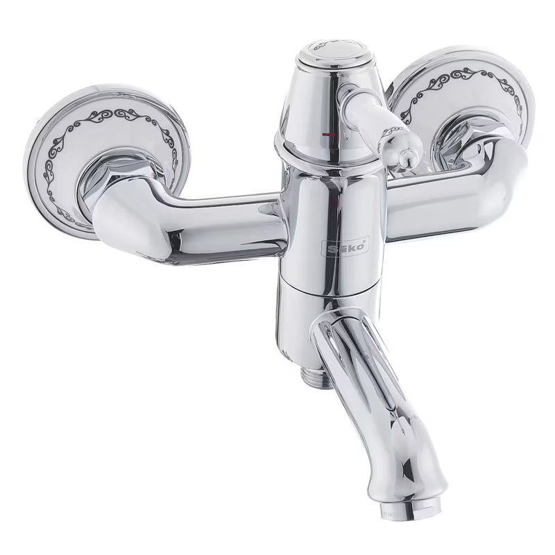 Kromirana enoročna stenska armatura za kad SIKO Provence u retro dizajnu s preklopnikom skrivenim u izljevu.