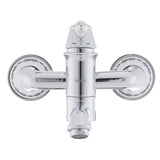 Kromirana enoročna stenska armatura za kad SIKO Provence u retro dizajnu s preklopnikom skrivenim u izljevu.