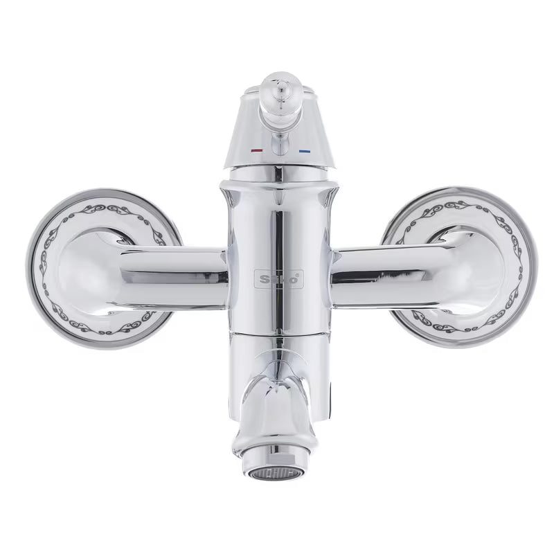 Kromirana enoročna stenska armatura za kad SIKO Provence u retro dizajnu s preklopnikom skrivenim u izljevu.