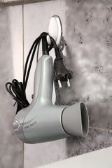 Velike samoljepljive kukice Tesa Powerstrips u krom izgledu pro montaža bez bušenja