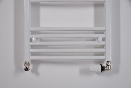 Bel kombiniran cevni radiator Thermal Trend KDO dimenzije 75x185 cm, primeren za kopalnico.