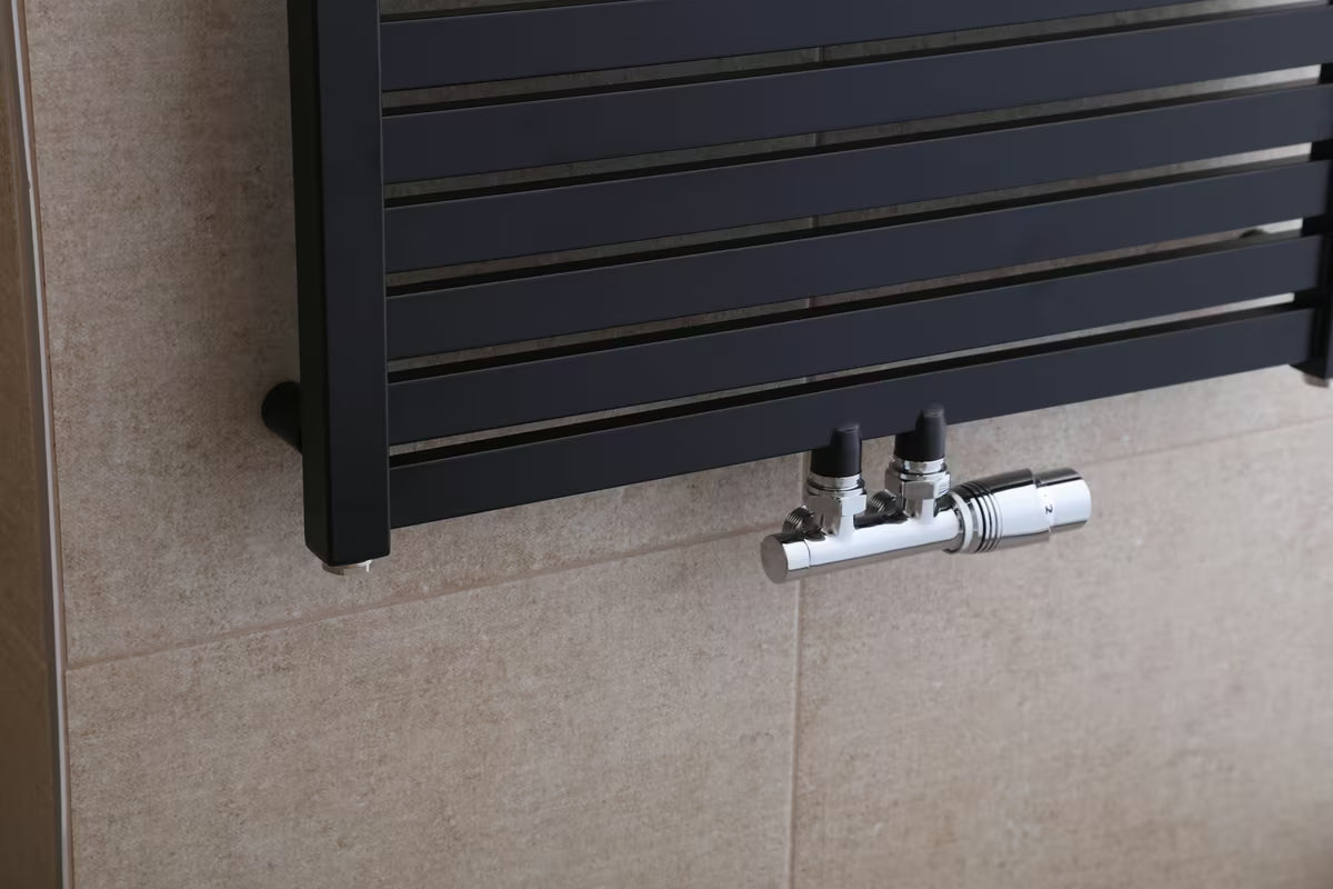 Kombiniran radiator Thermal Trend Kh 97x45 cm u crnoj mat izvedbi