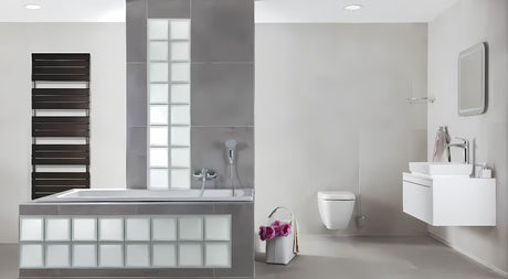 Antracitni kombiniran radiator Thermal Trend Viktor 179x75 cm, prikladan pro grijanje i sušenje ručnika.