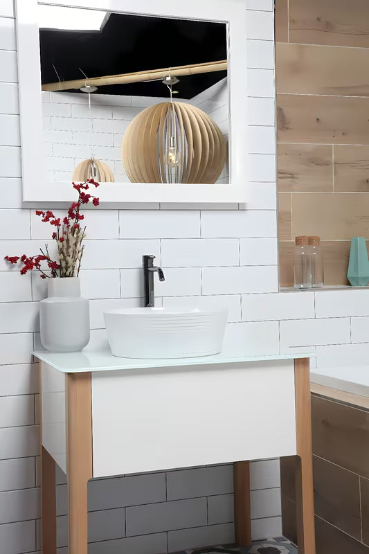 Beli umivalnik na ploščo Triomini Slim 40x40 cm iz tankostenske keramike z nežno valovitimi robovi