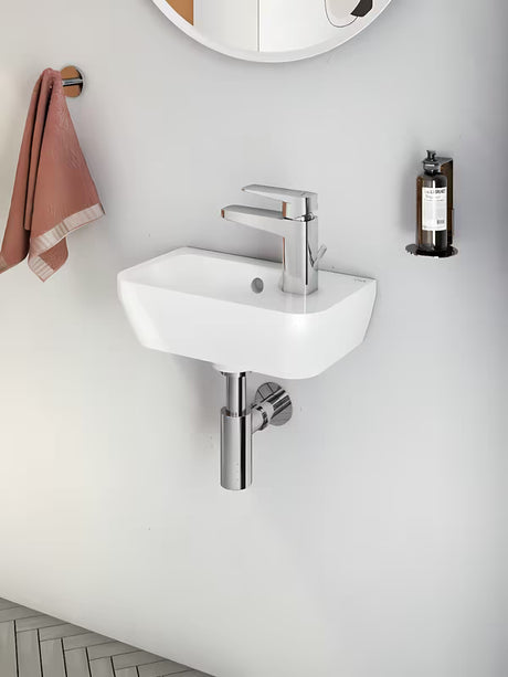 Bel keramični umivalnik Vitra Integra 37x22 cm s prelivom in odprtino pro za armaturo desno